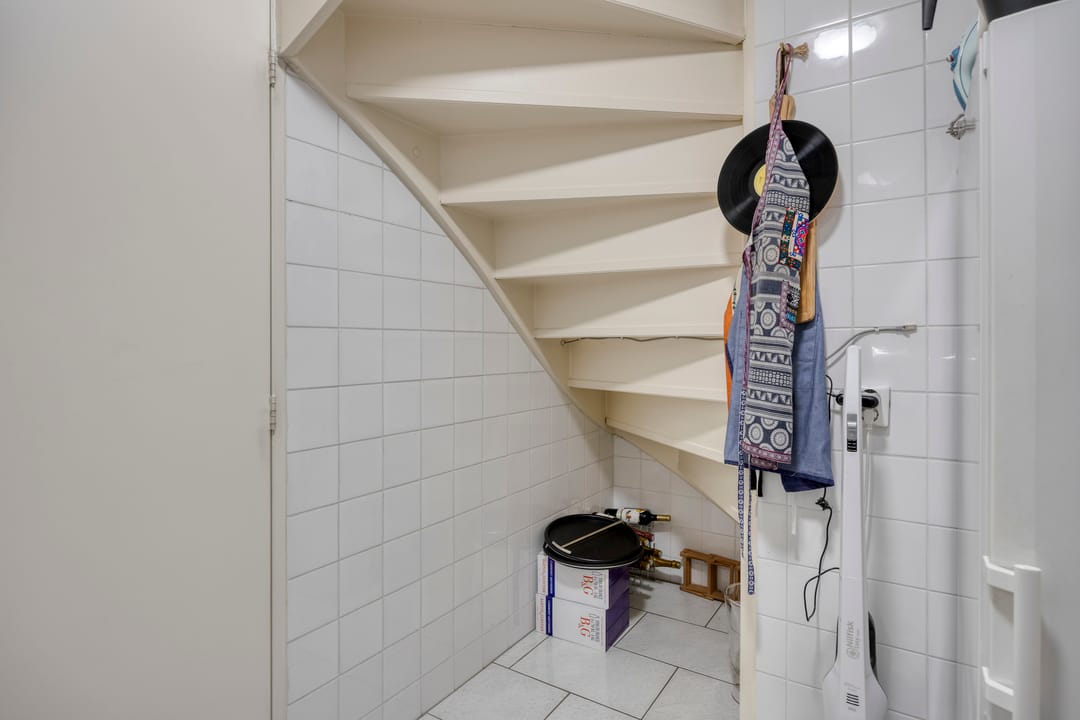 Photo 17 of Burgemeester Kolfschotenstraat 9