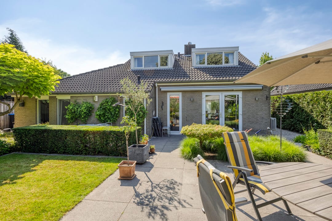 Photo 37 of Burgemeester Kolfschotenstraat 9