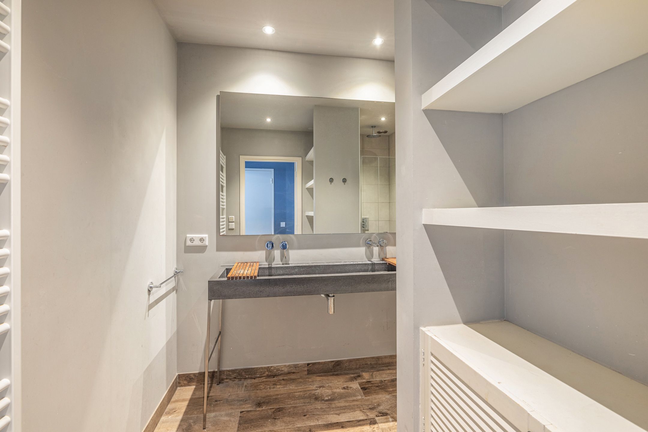 Foto 15 van Adamshofstraat 122