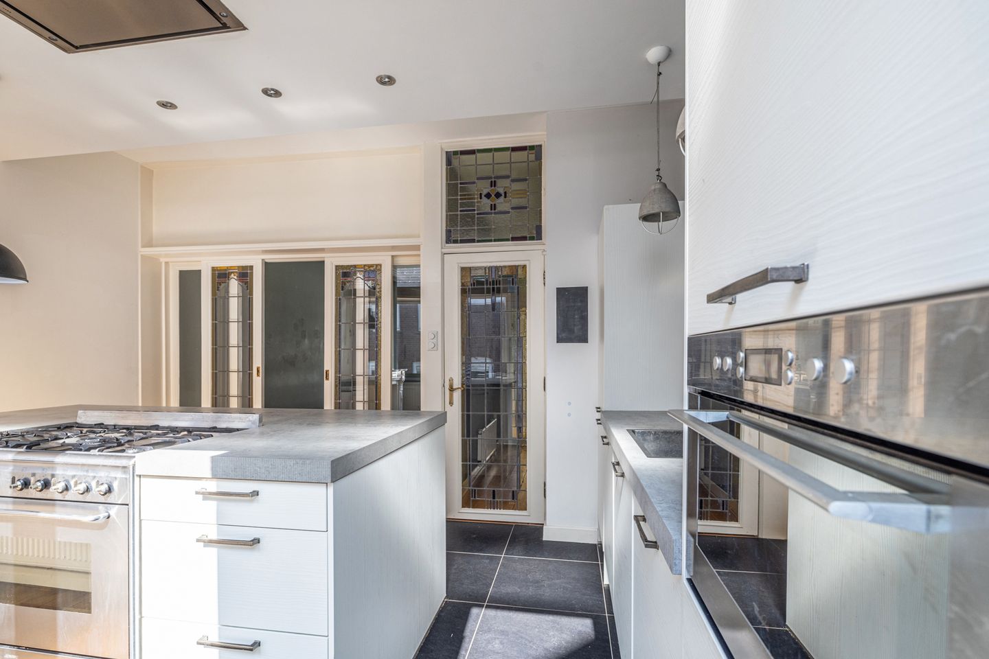 Foto 25 van Adamshofstraat 122