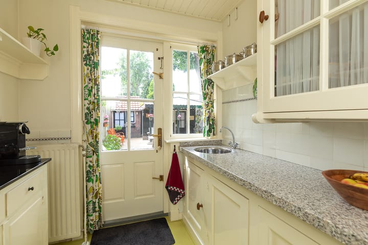 Foto 14 van Larenseweg 147-B