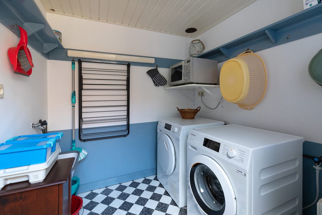 Photo 31 of Larenseweg 147-B