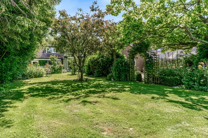 Foto 32 van Kerkbuurt 34