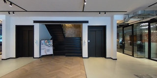 View 360° photos