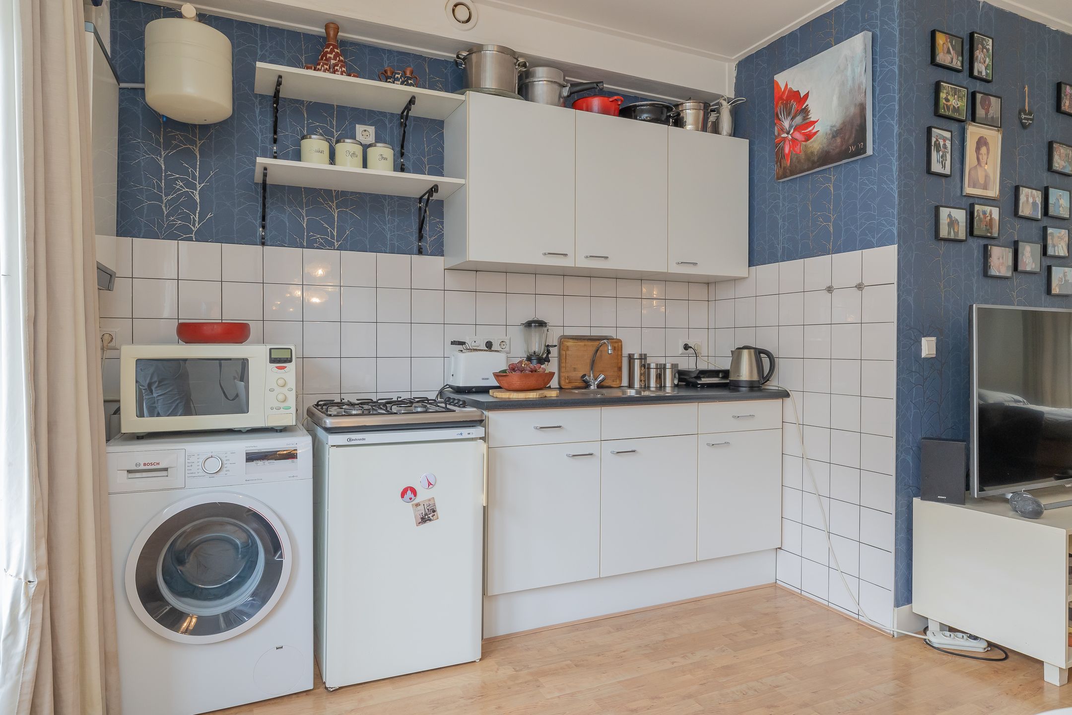 Photo 9 of Van Bossestraat 39-2