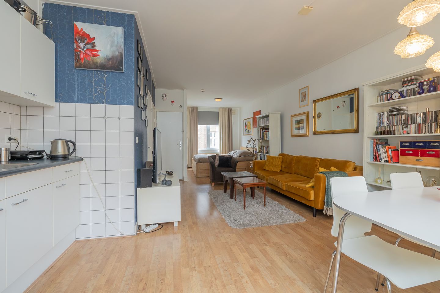 Photo 10 of Van Bossestraat 39-2