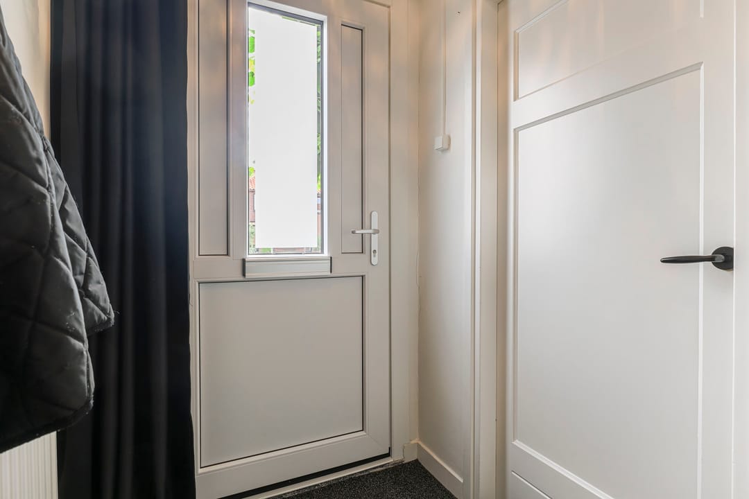 Foto 2 van Vincent van Goghstraat 2