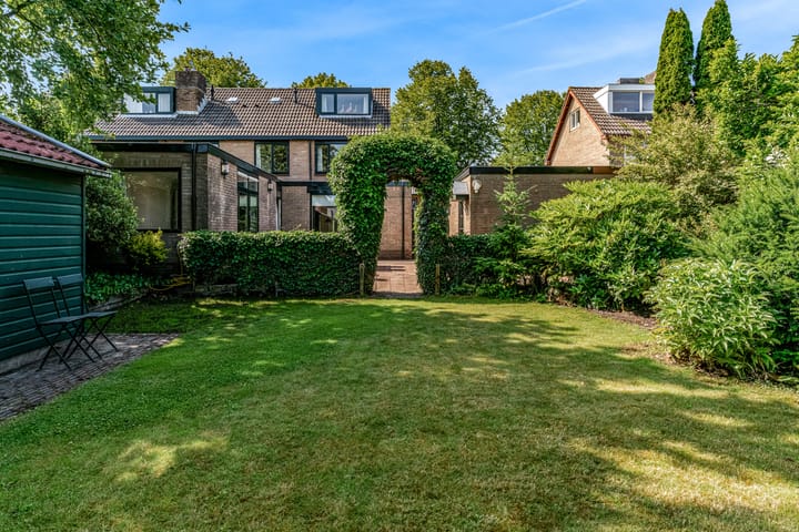 Foto 46 van Kerkweg 35