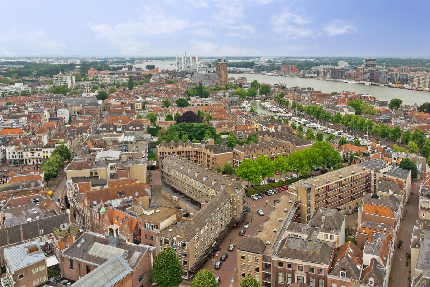 Foto 34 van Wijnstraat 195