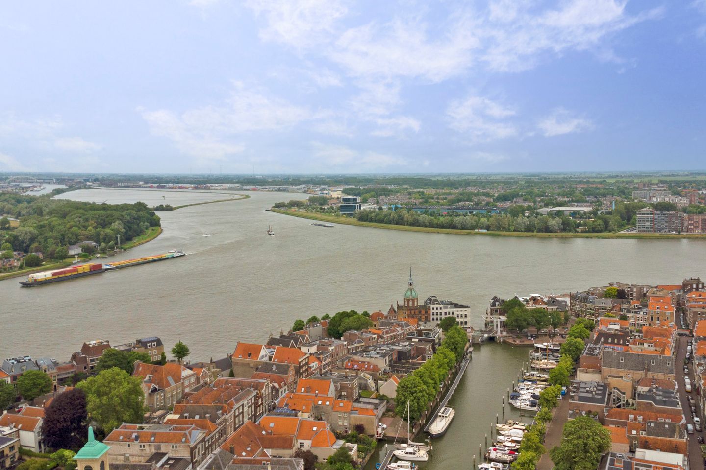 Foto 35 van Wijnstraat 195