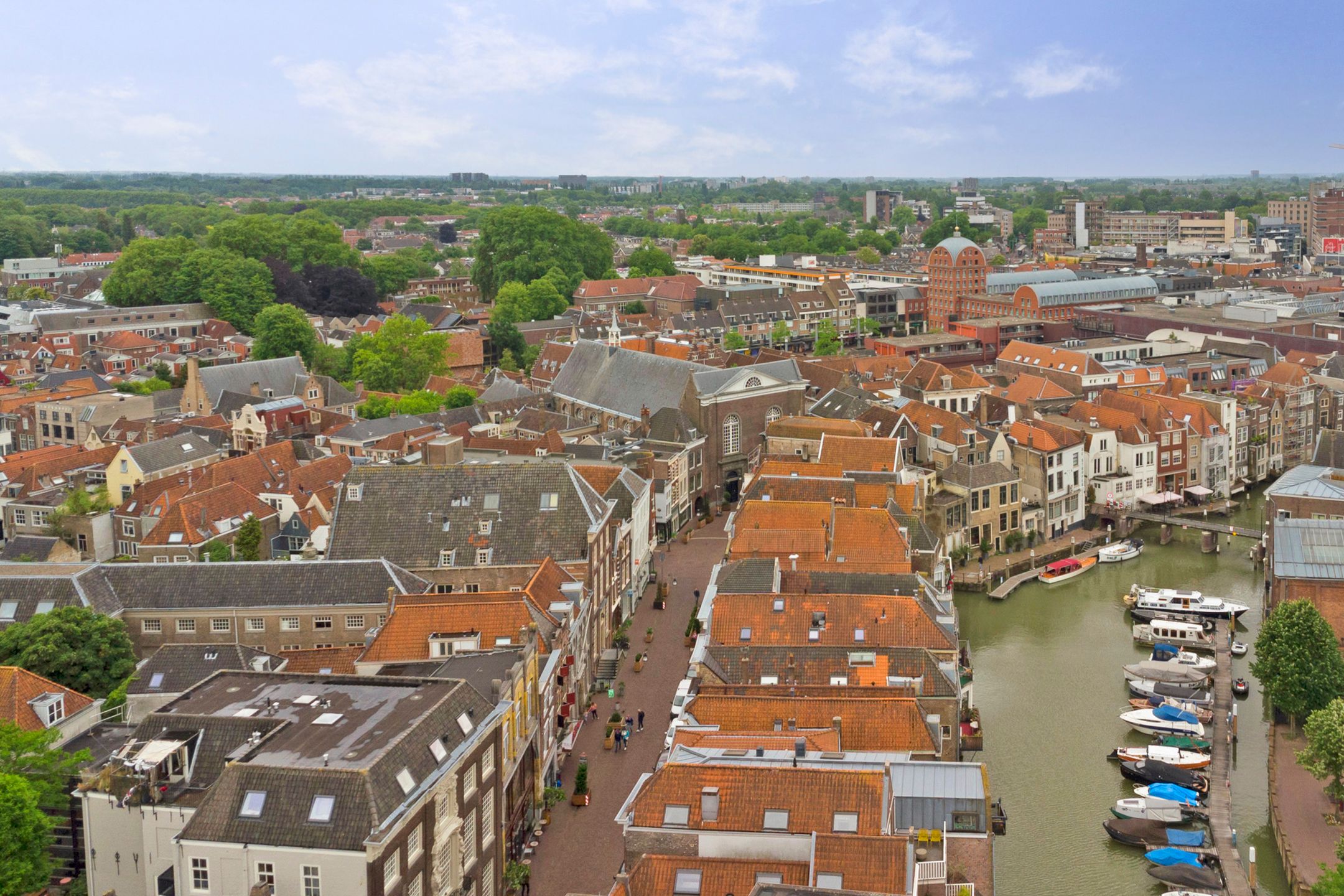 Foto 36 van Wijnstraat 195