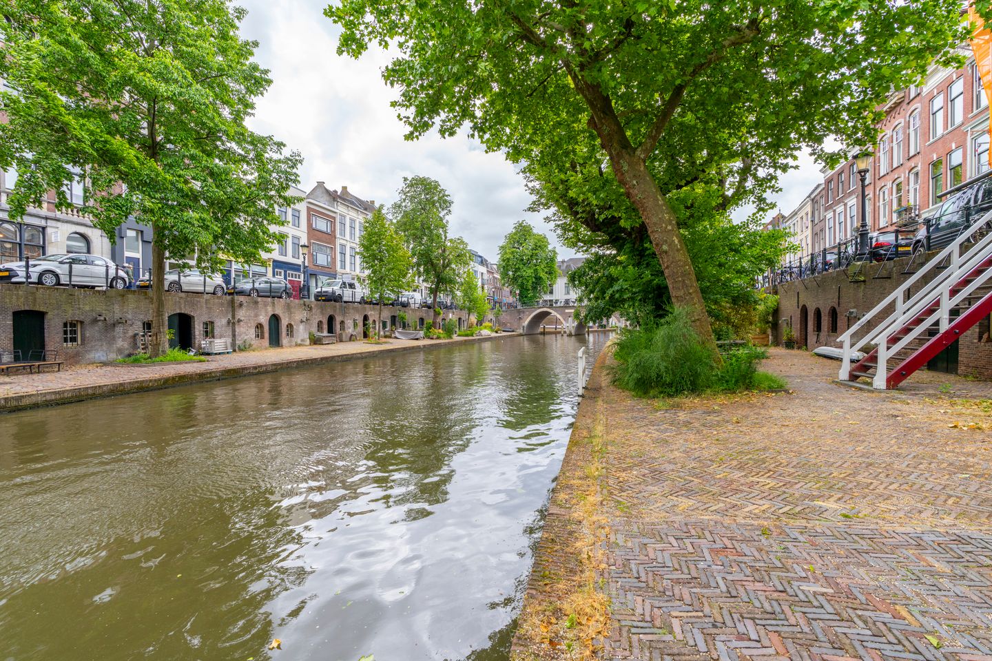 Foto 34 van Oudegracht aan de Werf 345