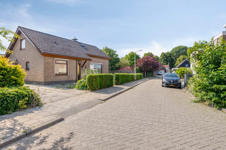 Photo 2 of Wethouder van Klinkenstraat 4