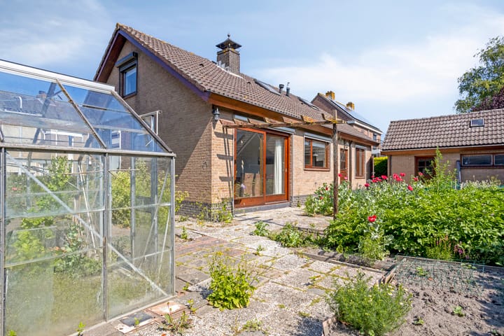 Photo 23 of Wethouder van Klinkenstraat 4