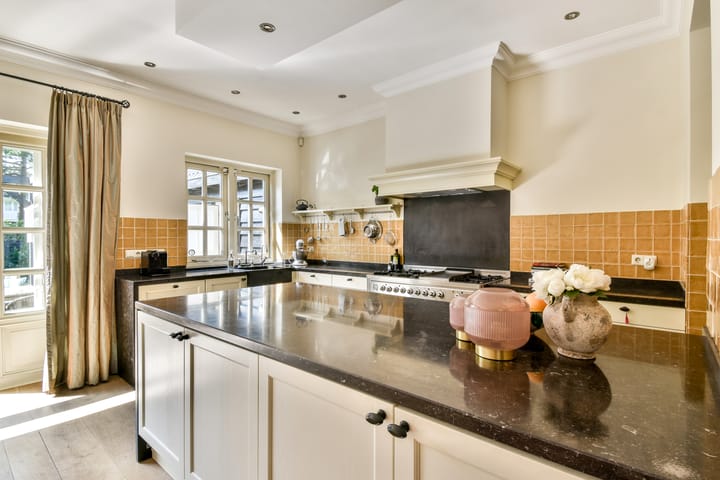 Foto 14 van Kostverlorenstraat 110