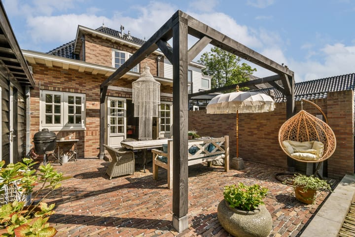 Foto 19 van Kostverlorenstraat 110