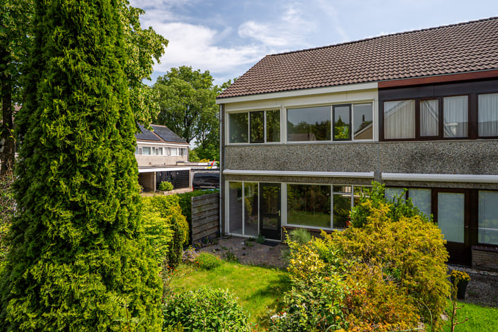 Foto 11 van Jan Piebengawei 16