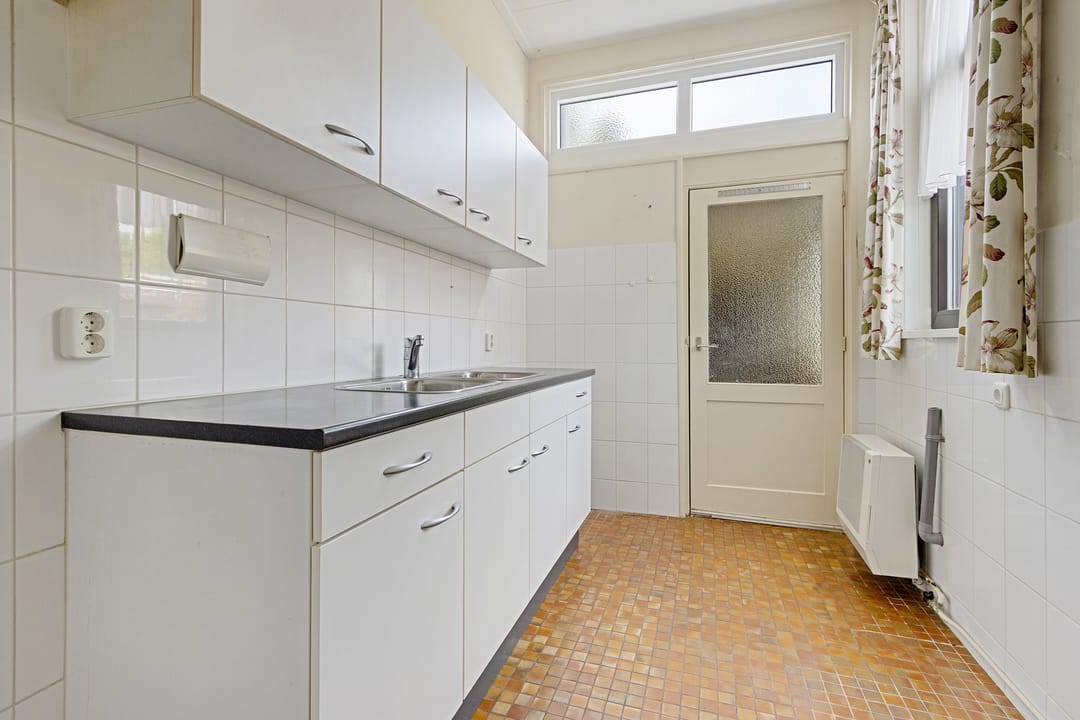 Foto 13 van Vredeman de Vriesstraat 42