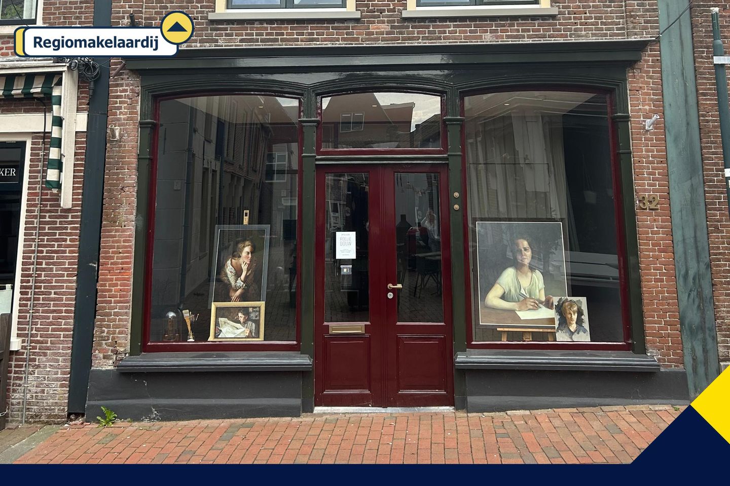 View photo 2 of Hoogstraat 32