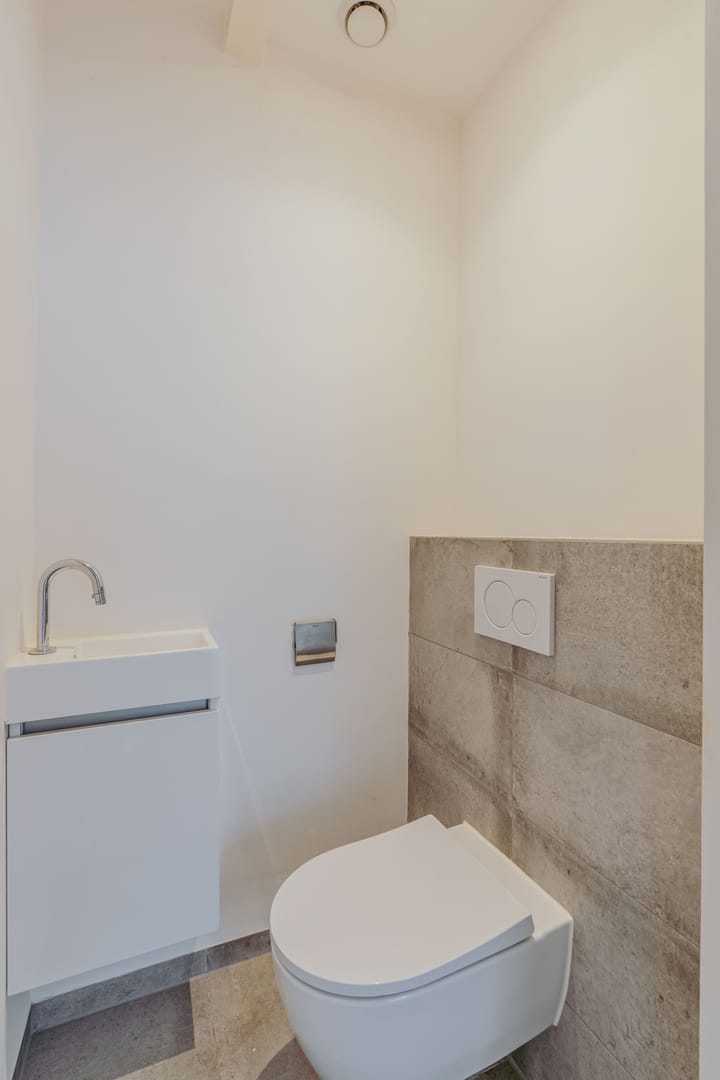 Photo 25 of Albert Cuypstraat 272-4B