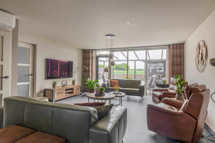 Foto 2 van Hoogaars 27