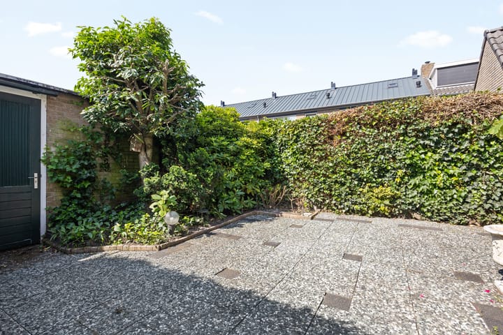 Foto 26 van Mr. Roëllstraat 14