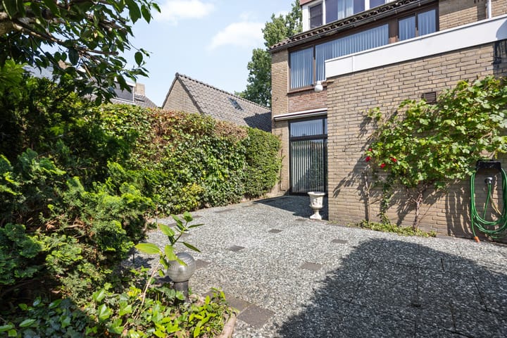 Foto 27 van Mr. Roëllstraat 14