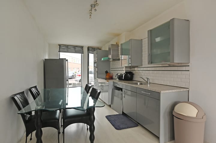 Foto 18 van Max Havelaarstraat 11