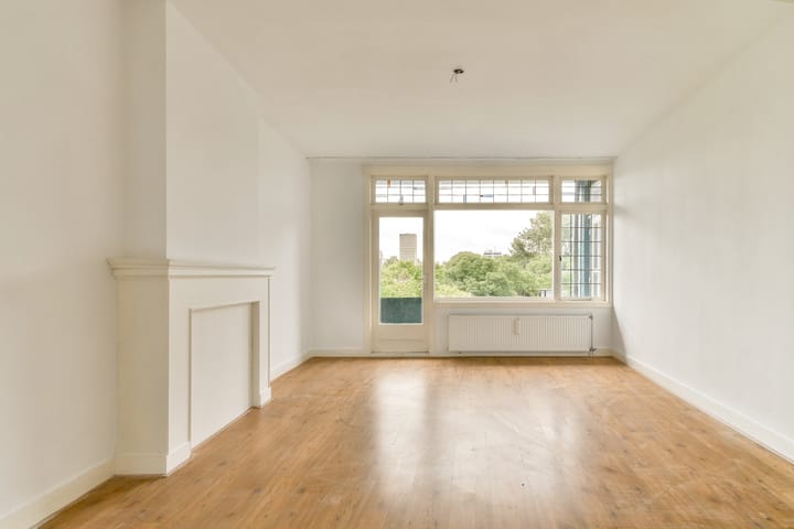 Photo 6 of Stadhoudersweg 116-D