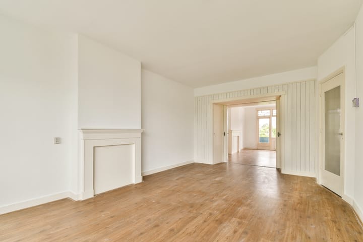 Photo 9 of Stadhoudersweg 116-D