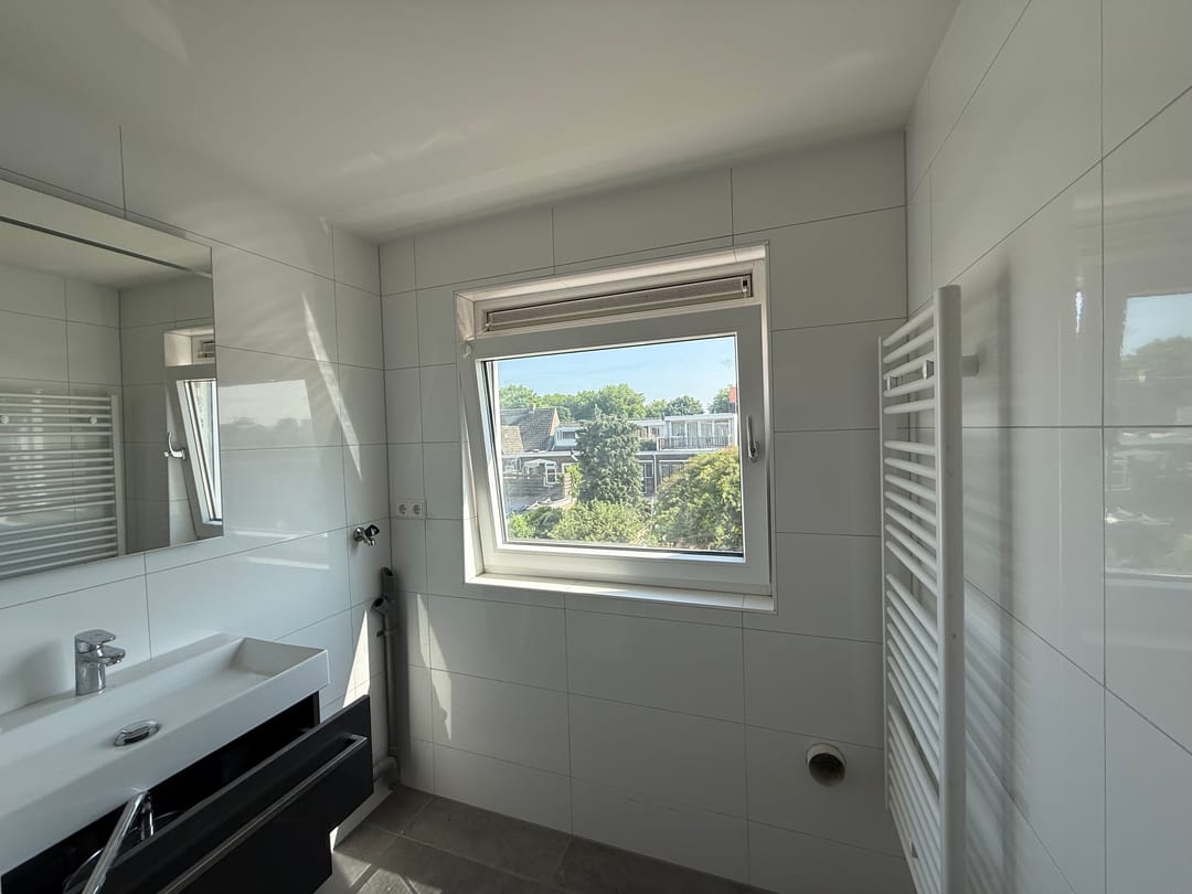 Foto 13 van Amsterdamsestraatweg 329-BS