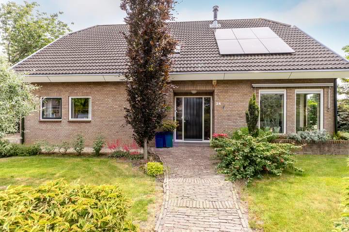 Photo 32 of Buiteneinde 24