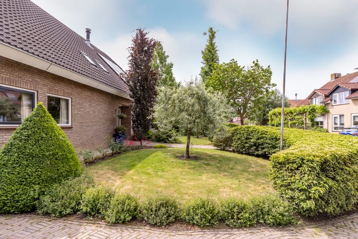 Photo 35 of Buiteneinde 24