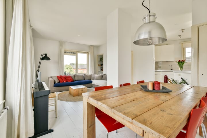 Photo 4 of Surinamestraat 38-4