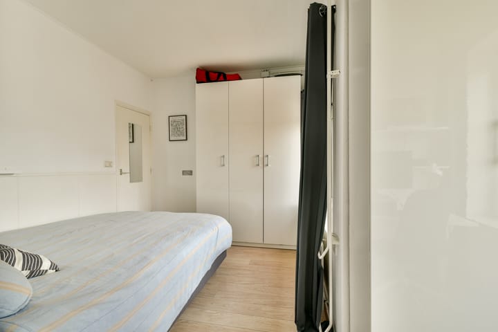 Foto 14 van Surinamestraat 38-4