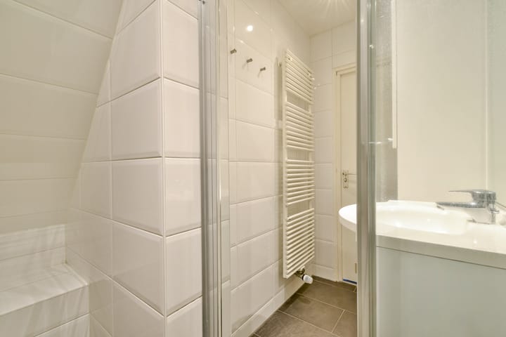 Foto 17 van Surinamestraat 38-4