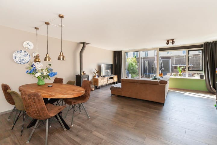 Foto 5 van Acaciazoom 25