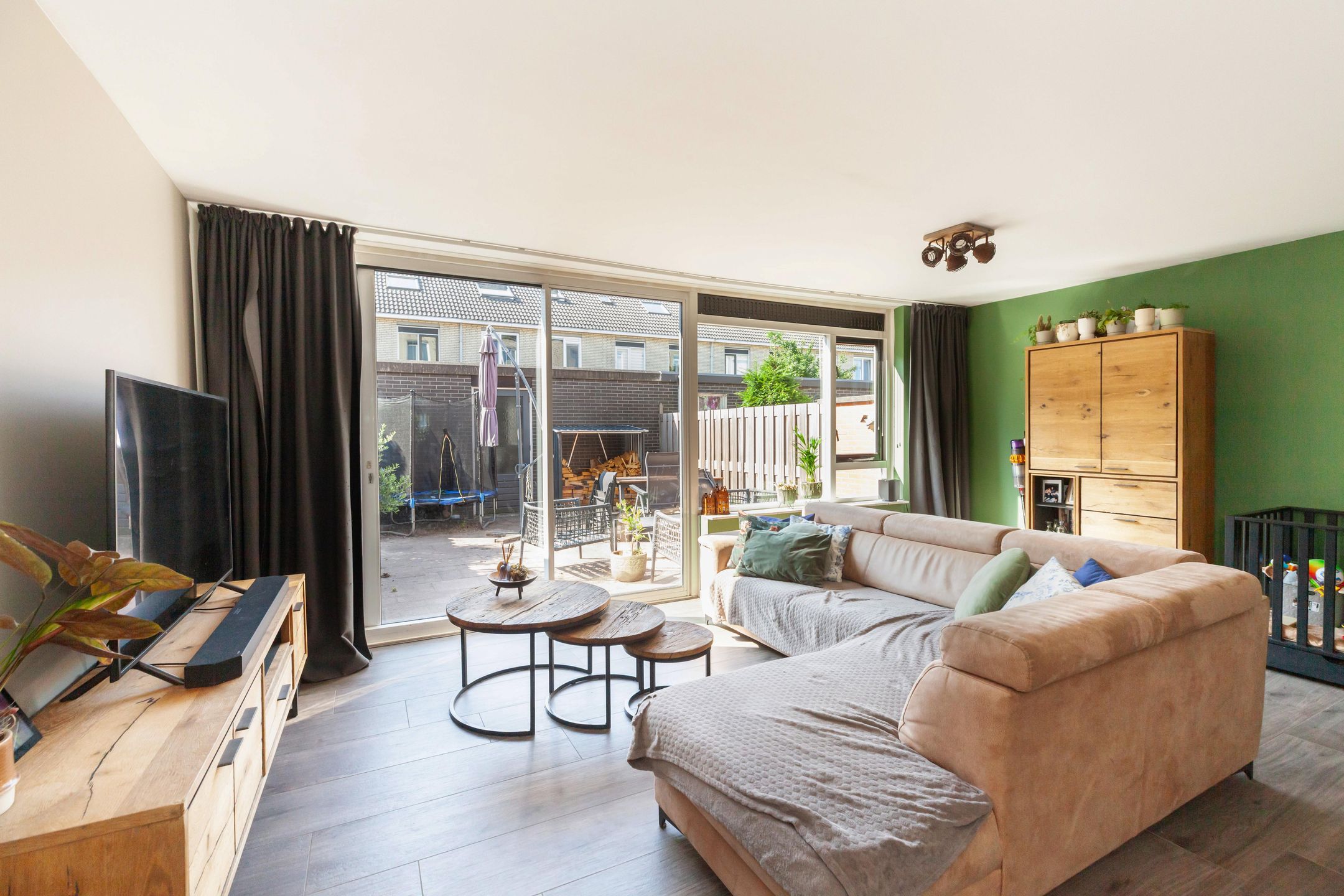 Foto 3 van Acaciazoom 25