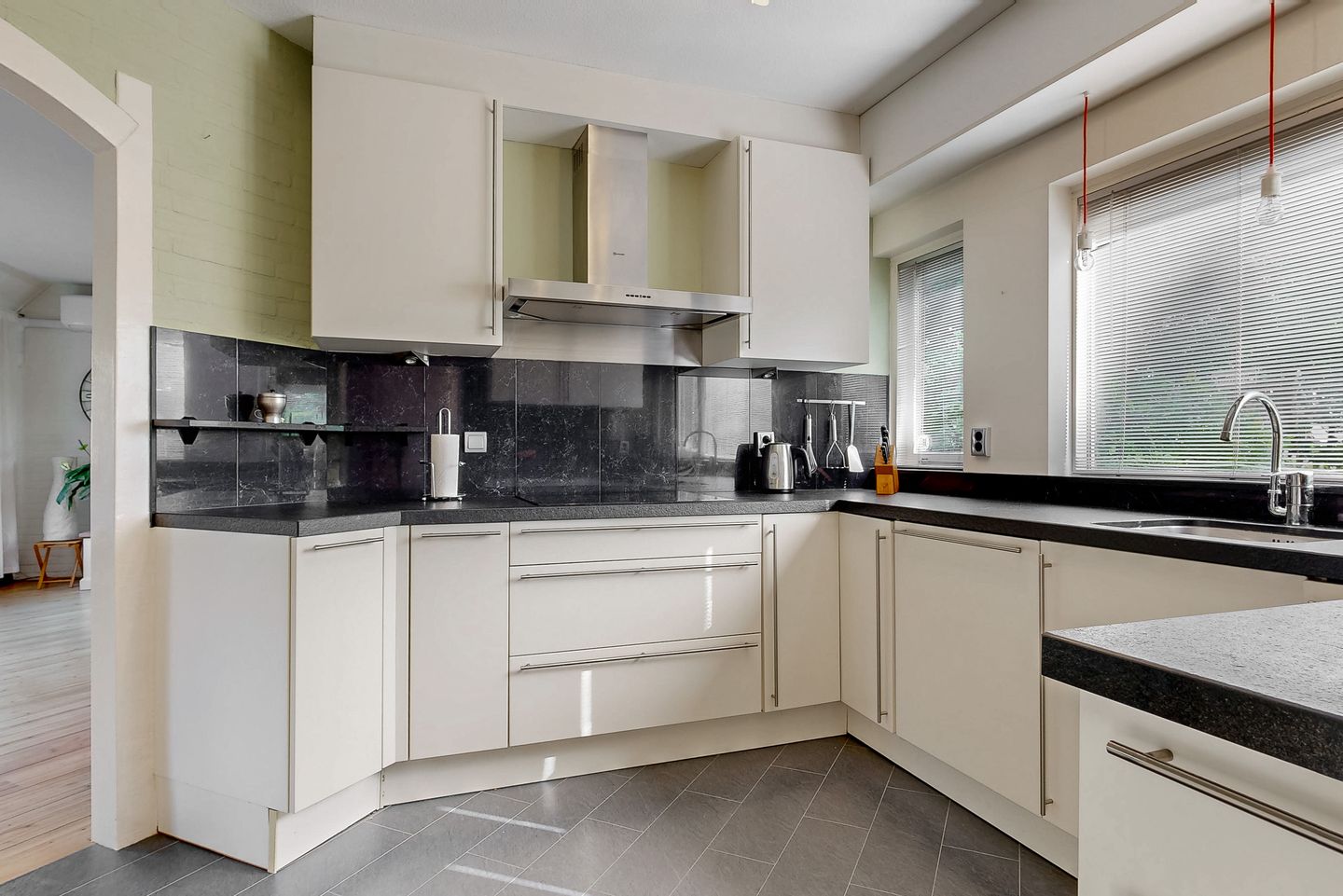 Foto 5 van Manonsingel 23