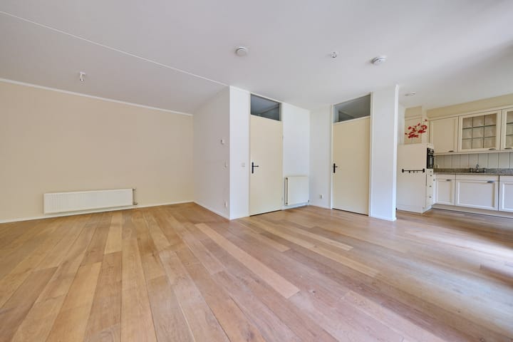 Foto 4 van Raadhuisstraat 1