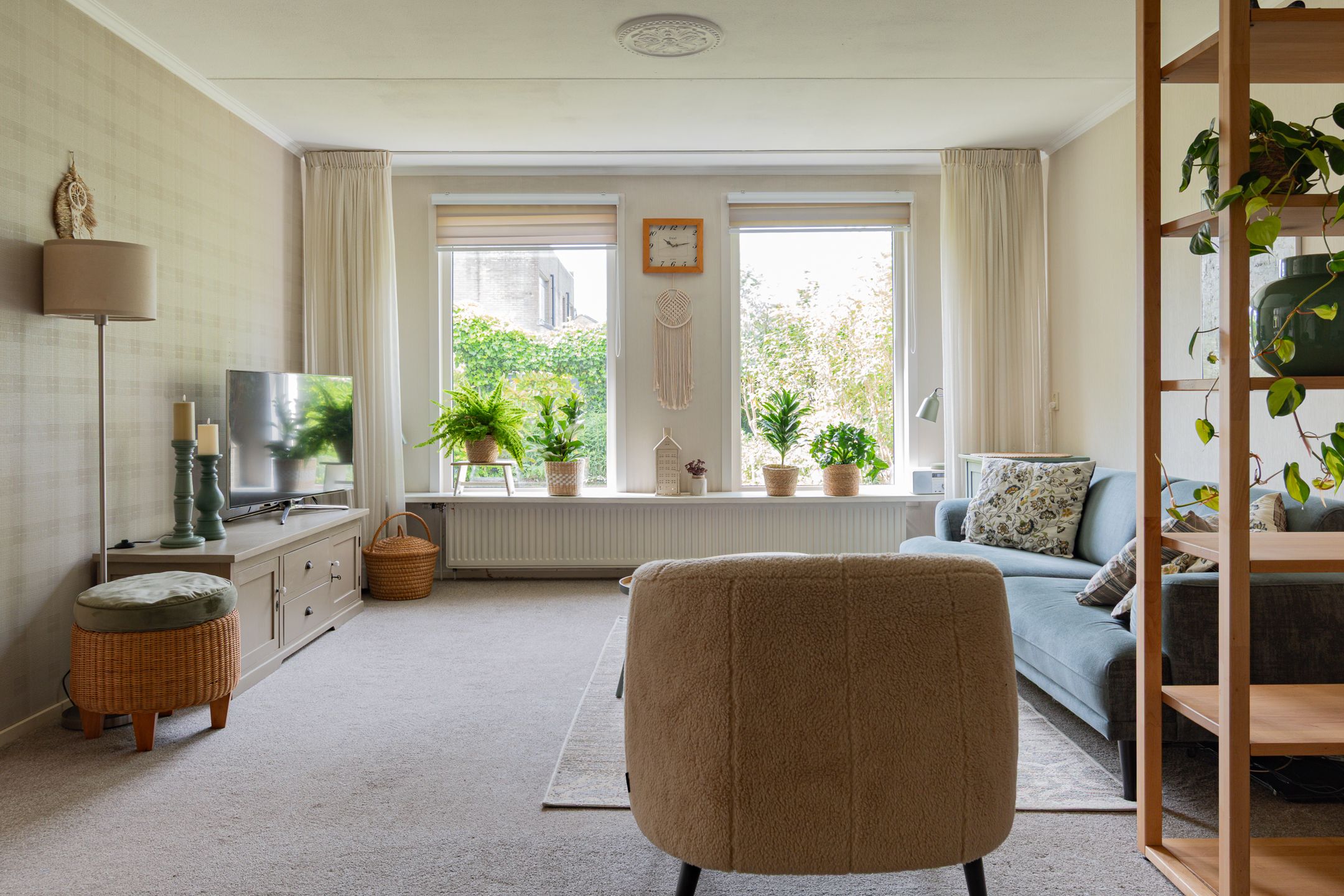 Photo 18 of Deverbrink 75