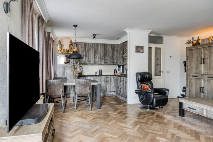 Photo 13 of Kluisstraat 114