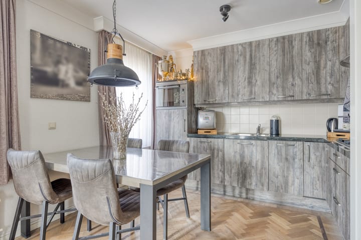 Photo 15 of Kluisstraat 114