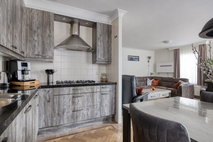 Photo 17 of Kluisstraat 114