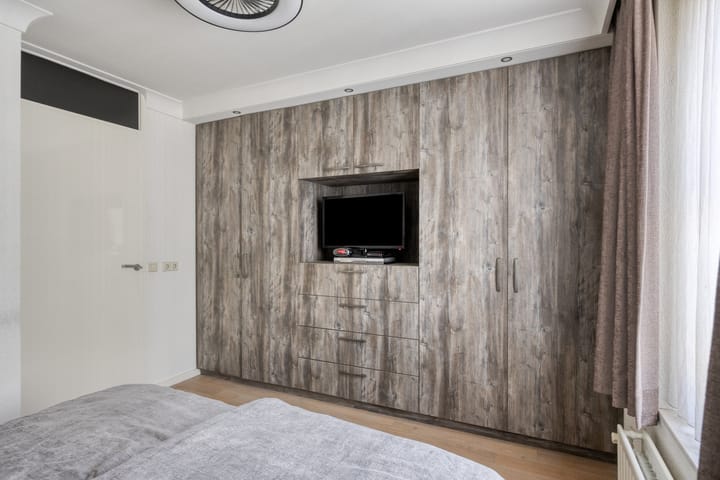 Photo 22 of Kluisstraat 114