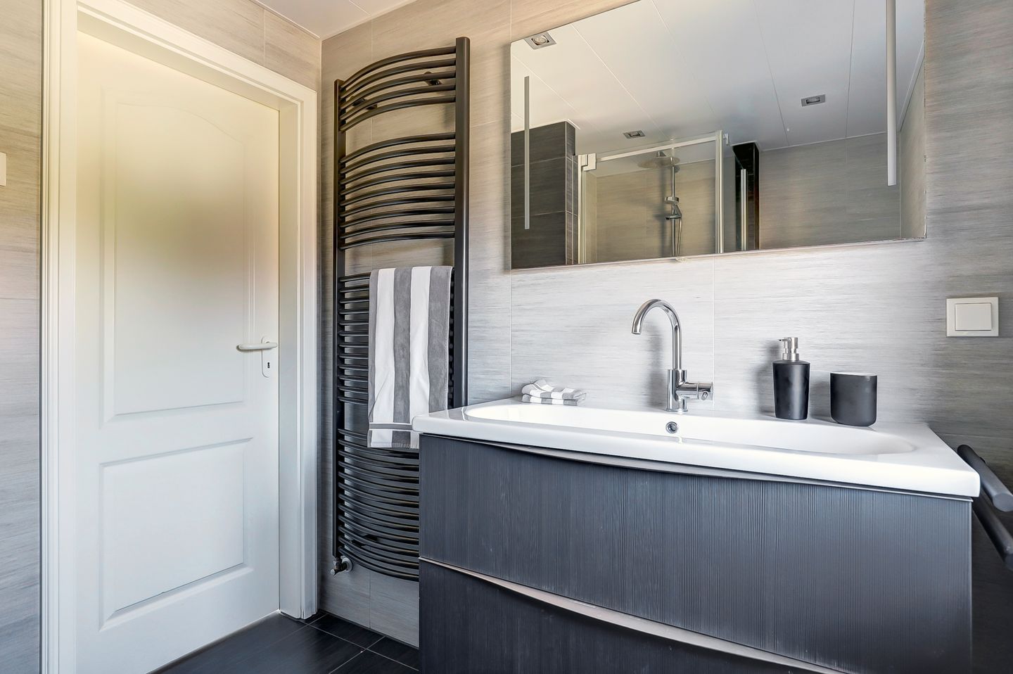 Foto 25 van Burgemeester Claessenstraat 16