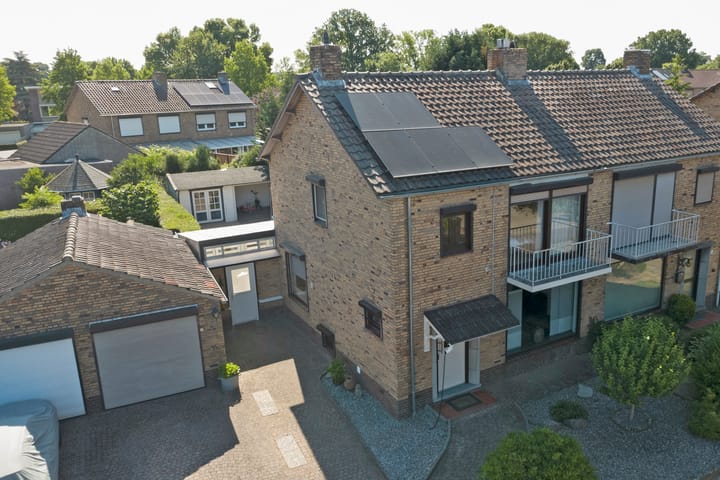 Foto 40 van Burgemeester Claessenstraat 16