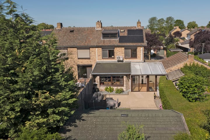 Foto 44 van Burgemeester Claessenstraat 16