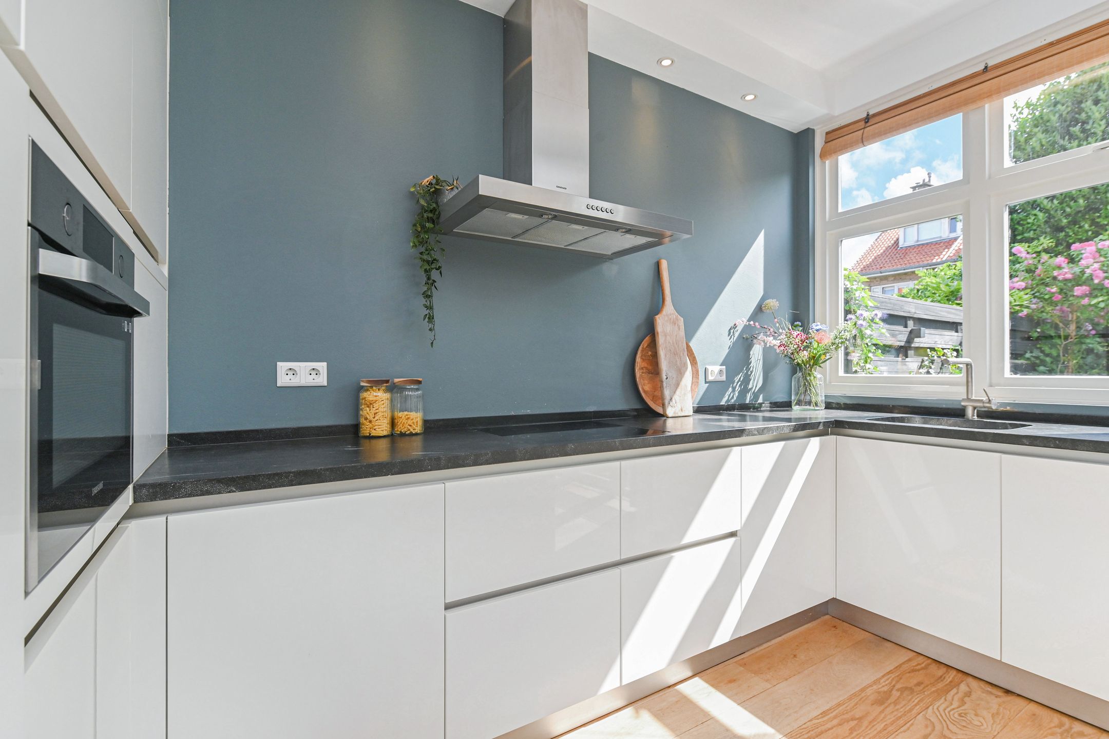 Foto 24 van Hasseltsestraat 23