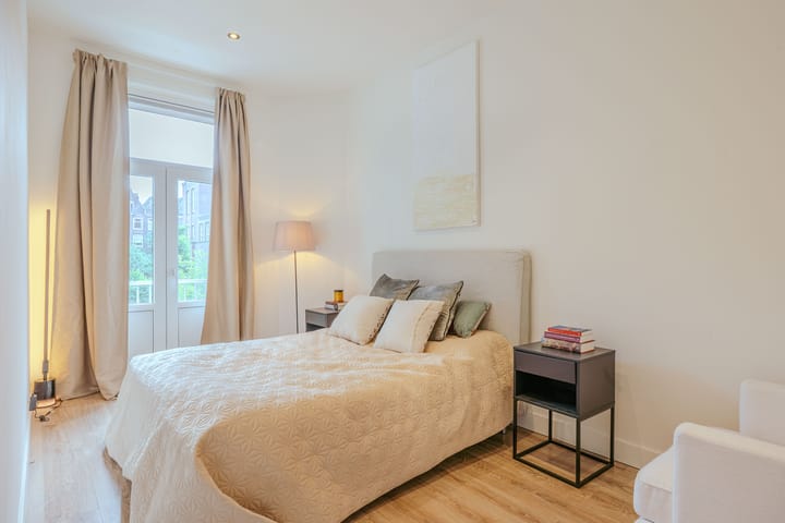 Photo 11 of Zocherstraat 5-1